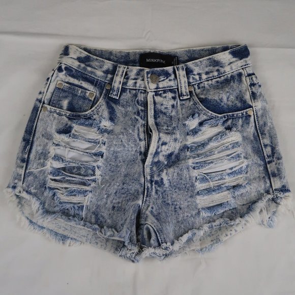 MINKPINK DENIM SHORTS - Picture 2 of 8